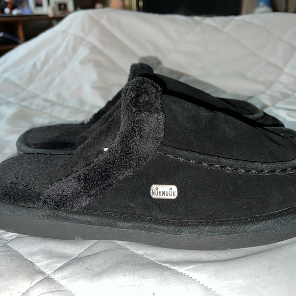 NukNuuk Leather Slippers - Picture 3 of 8